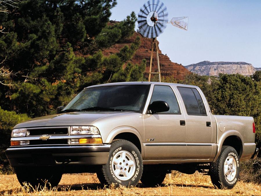  Chevrolet S-10 Crew Cab 2001 года  (фото 10 из 10)